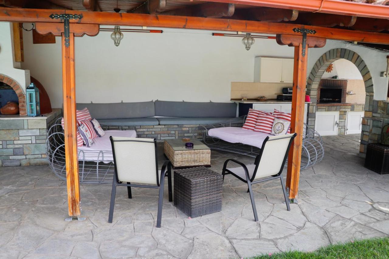 Renaissance Holidays Villa Nea Kallikrateia Exteriör bild