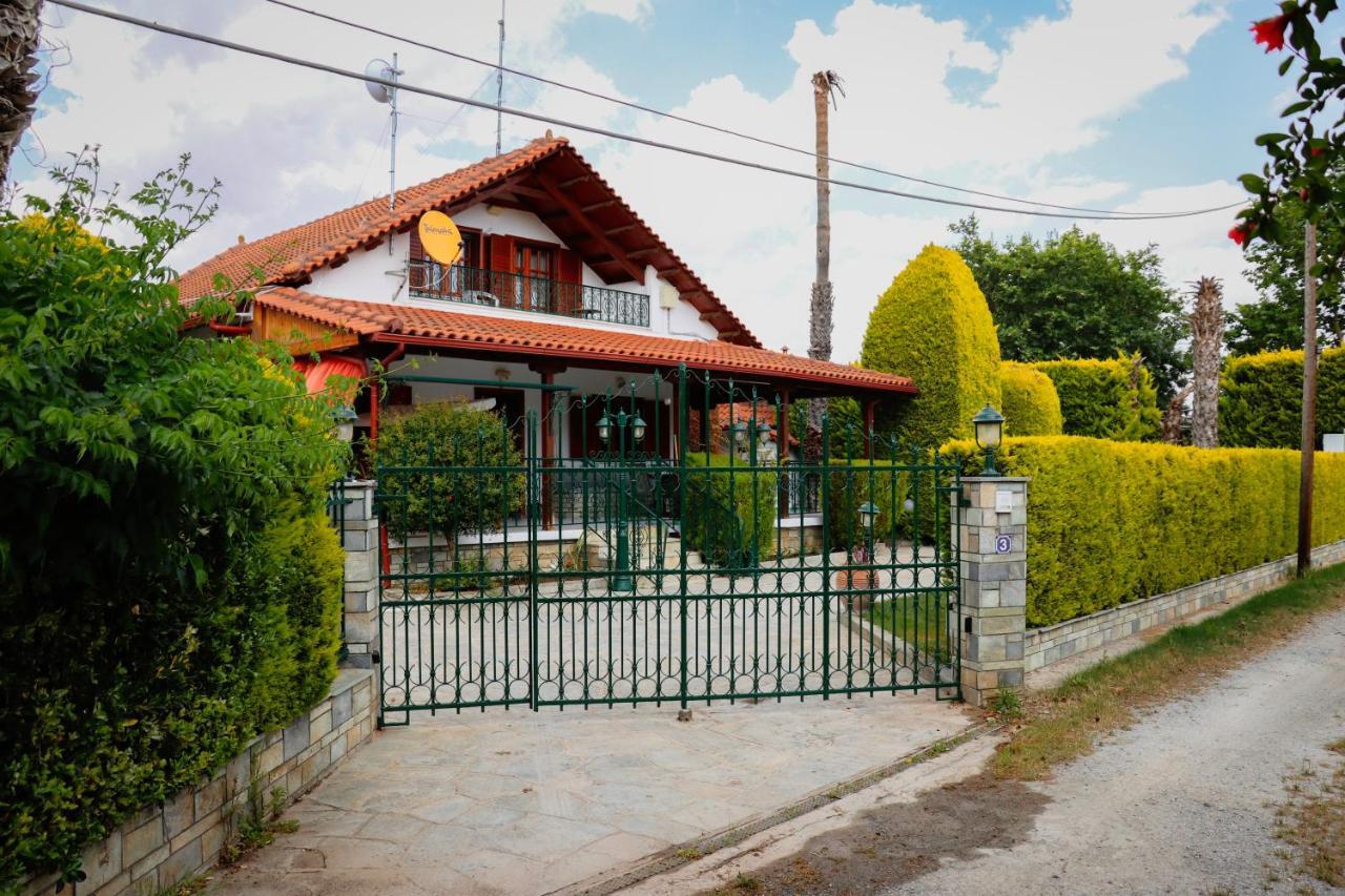 Renaissance Holidays Villa Nea Kallikrateia Exteriör bild
